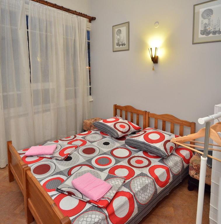 Griboedov Hostel & Suites Tbilisi Phòng bức ảnh