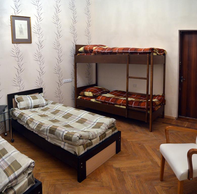Griboedov Hostel & Suites Tbilisi Phòng bức ảnh