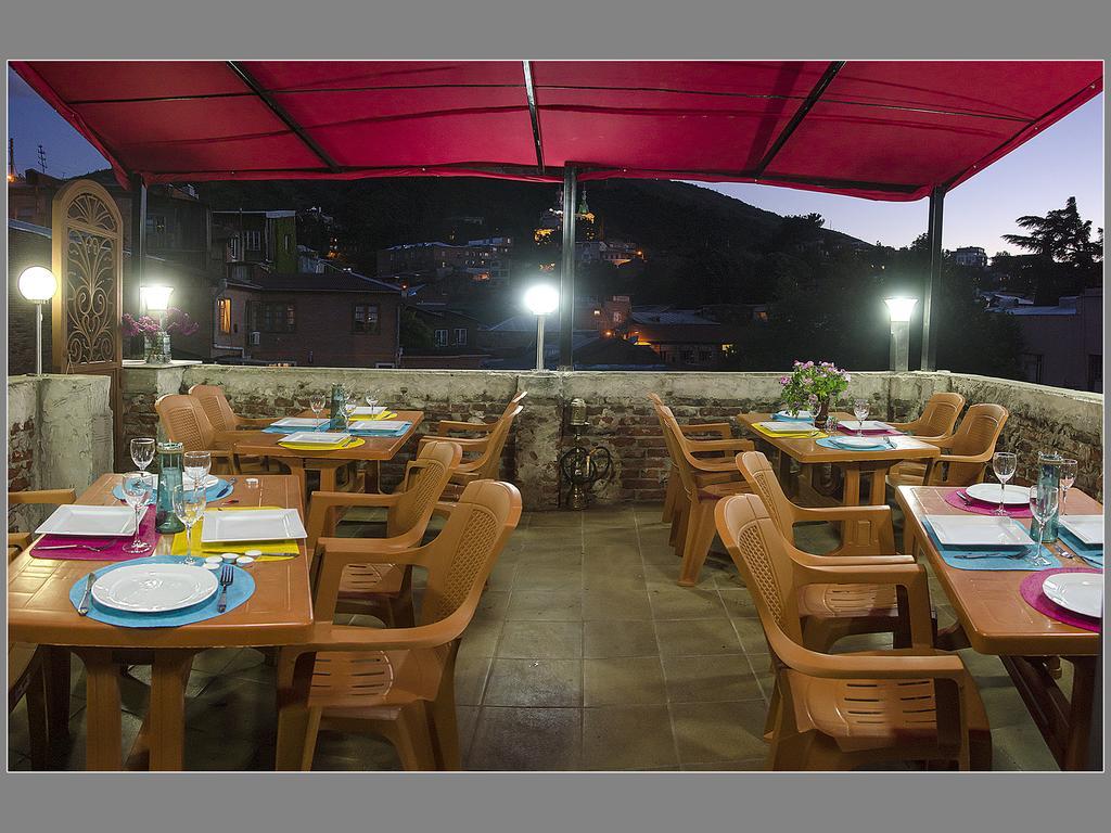 Griboedov Hostel & Suites Tbilisi Ngoại thất bức ảnh