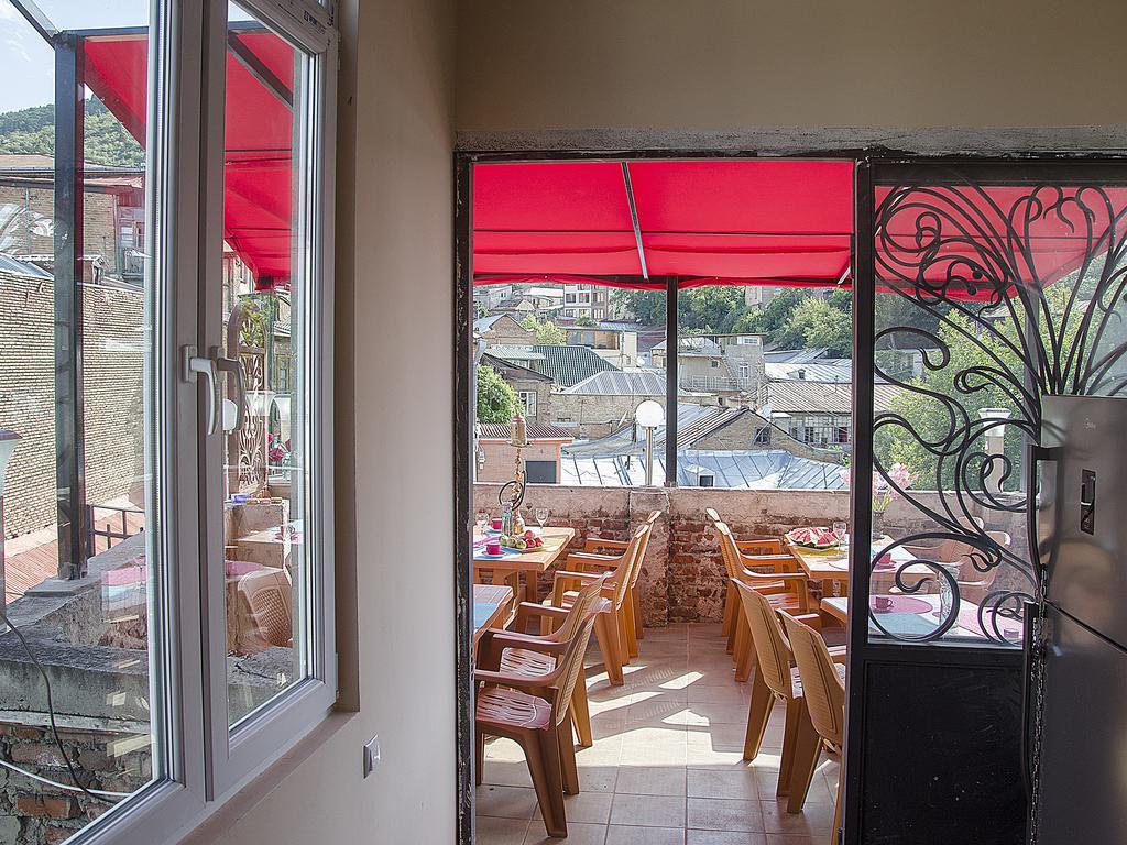 Griboedov Hostel & Suites Tbilisi Ngoại thất bức ảnh