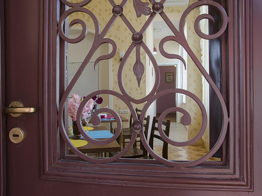 Griboedov Hostel & Suites Tbilisi Ngoại thất bức ảnh