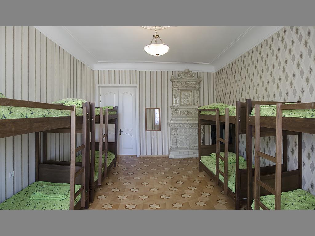 Griboedov Hostel & Suites Tbilisi Ngoại thất bức ảnh